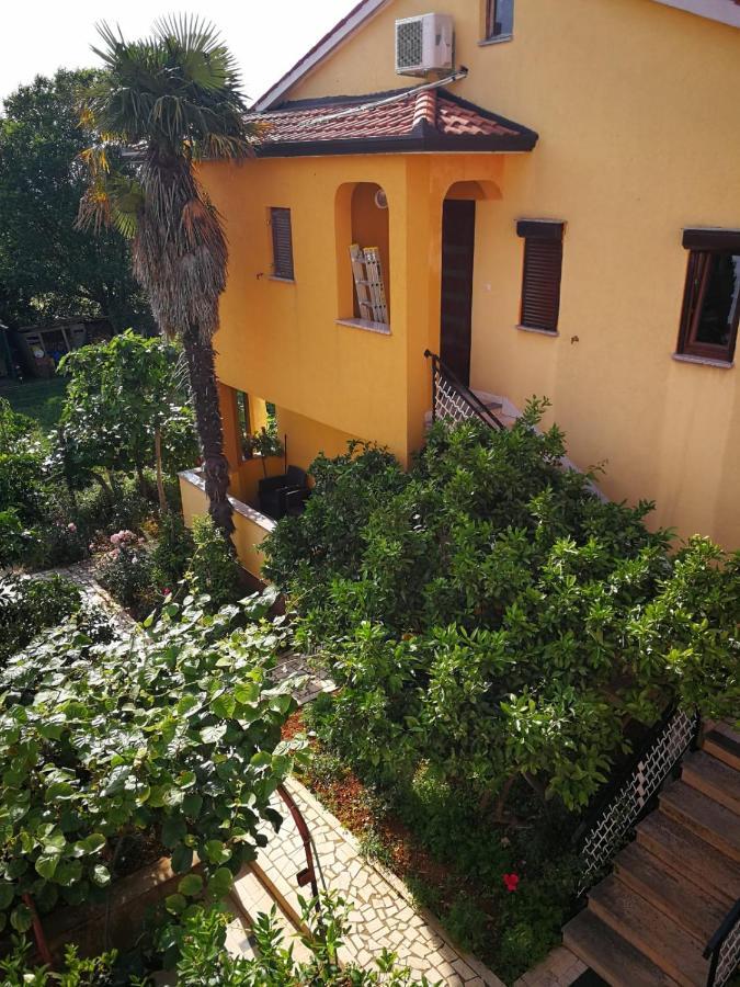 Apartment Dalmatini Tar-Vabriga Екстер'єр фото