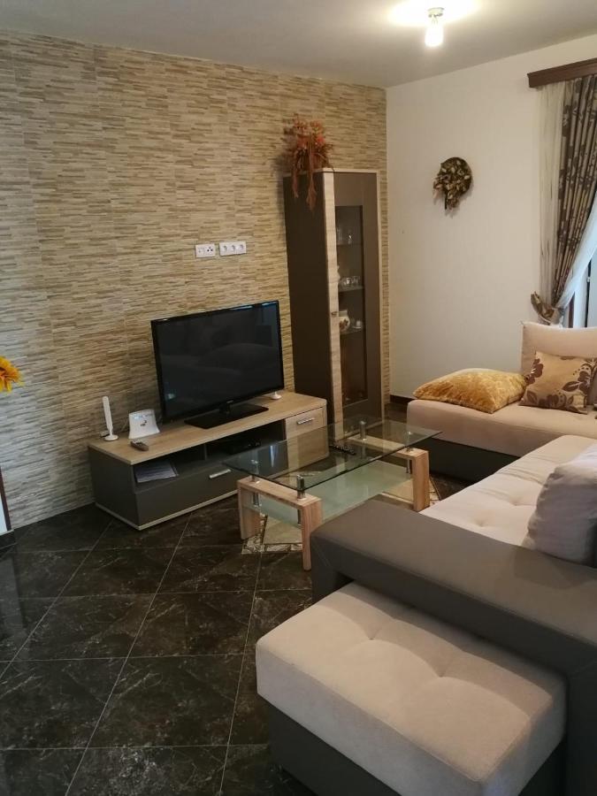 Apartment Dalmatini Tar-Vabriga Екстер'єр фото